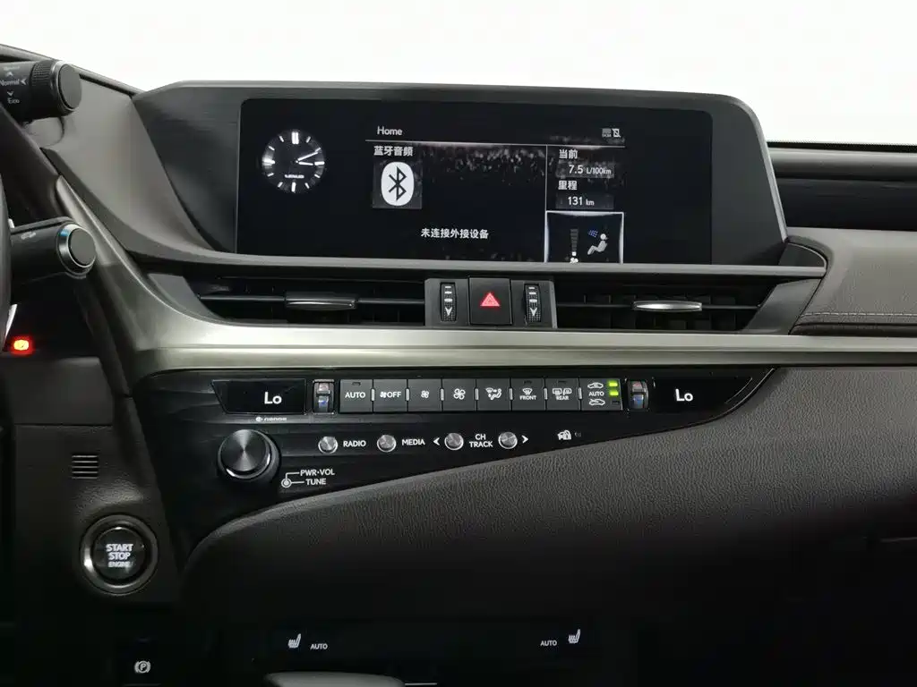 Lexus ES 2020 200 Excellence фото 12