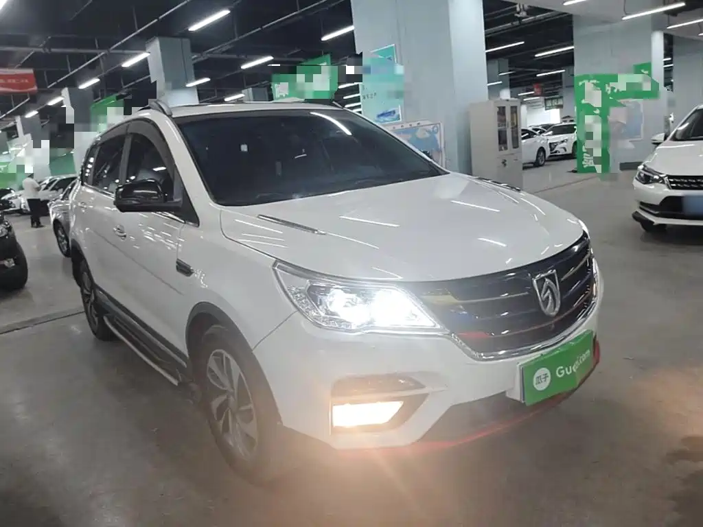 Baojun 560 2017 2017 1.5T DCT Flagship Model