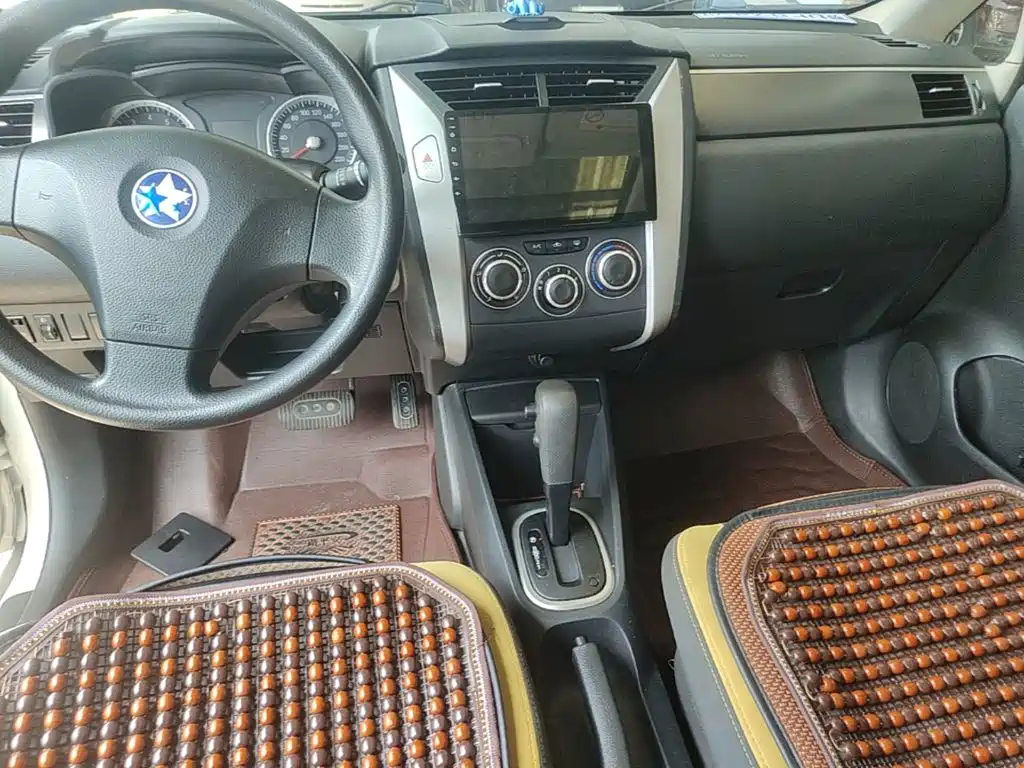 Venucia R50X 2014 2013 1.6L Automatic
