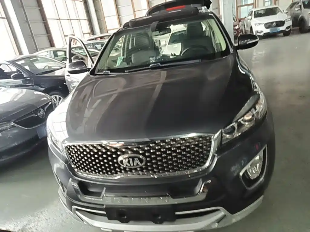 Kia Sorento 2016 2015 Sorento L 2.4L Gasoline 4WD Elite 7-Seater China V