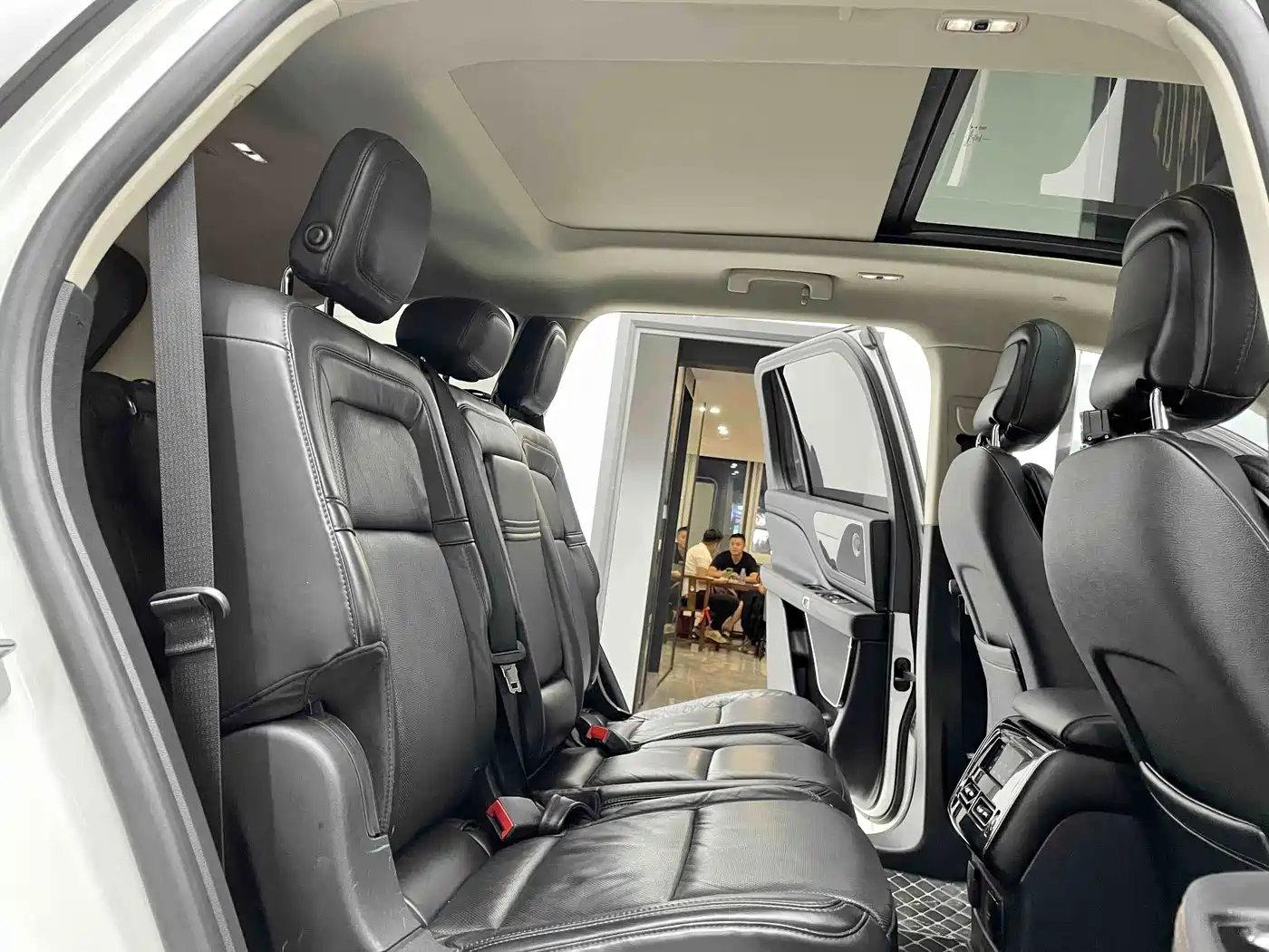 Lincoln Aviator (Import) 2020 2020 3.0T V6 AWD Premium Luxury Edition