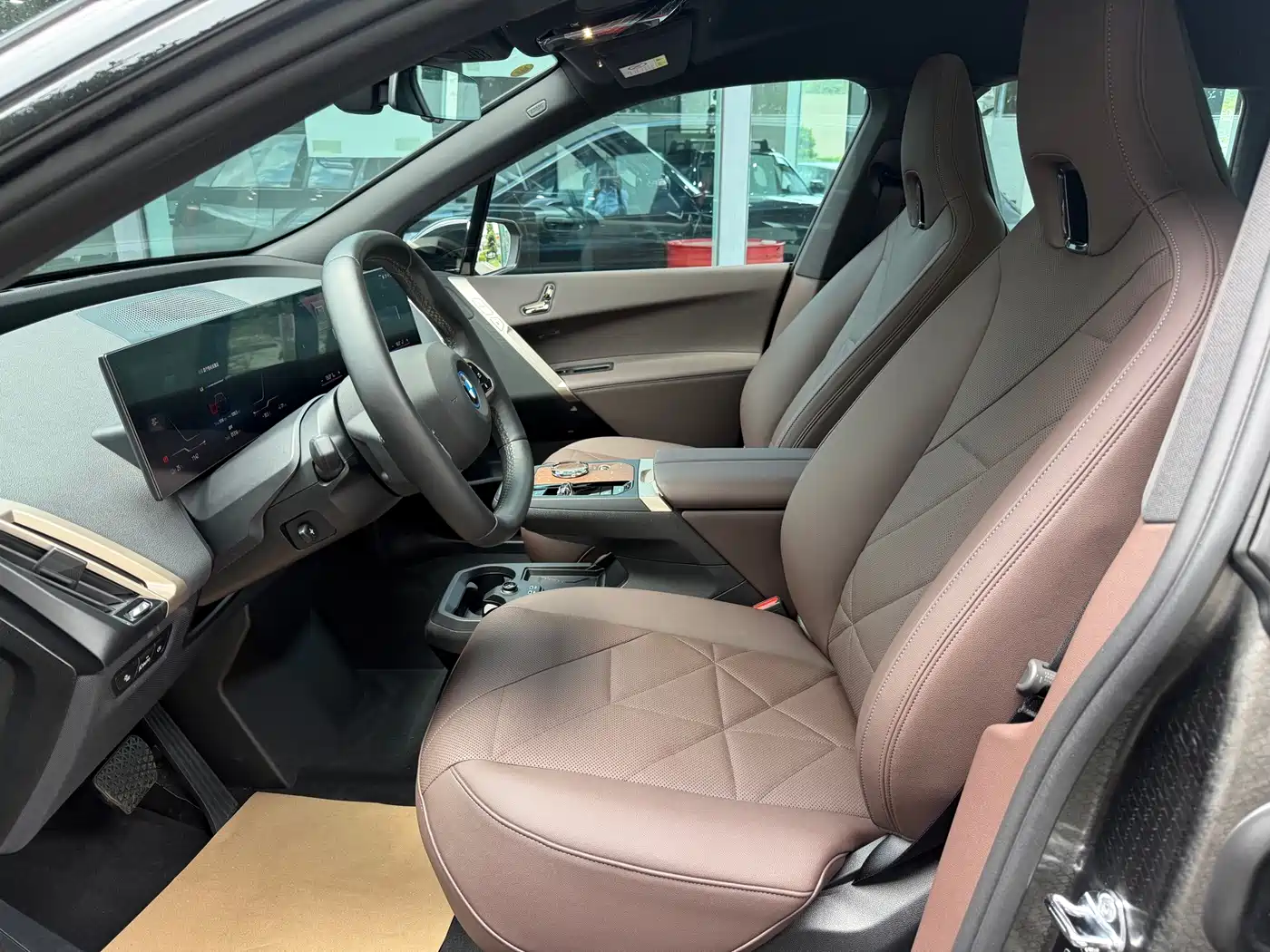 2026 BMW iX