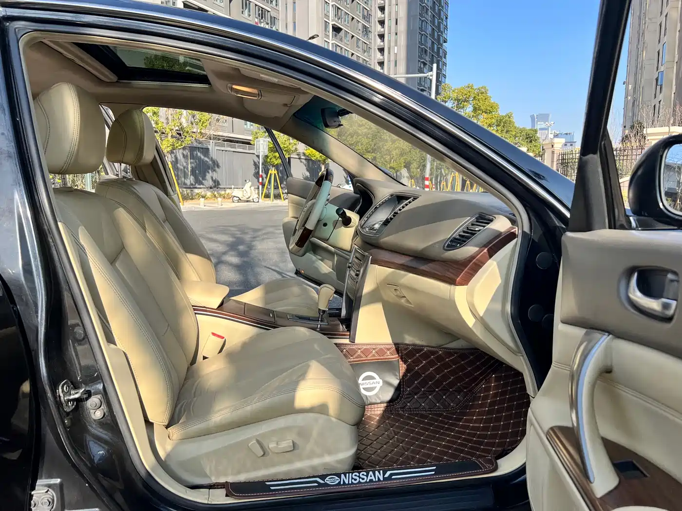 Nissan Teana 2010 2010 2.5L XL Anniversary Edition