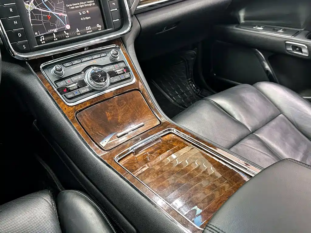 Lincoln Continental 2018 2018 2.0T 2WD Zunxiang Edition