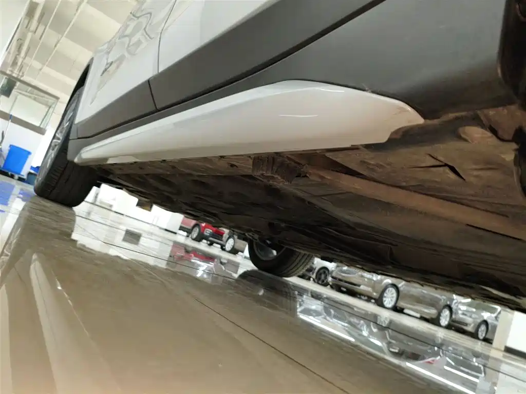 BMW X1 2018 sDrive18Li Premium Model фото 21