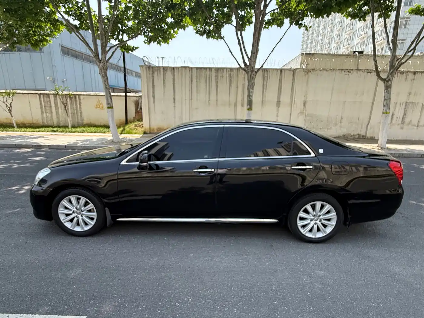 Toyota Crown 2010 2.5L Royal фото 8