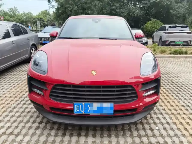 Porsche Macan 2020