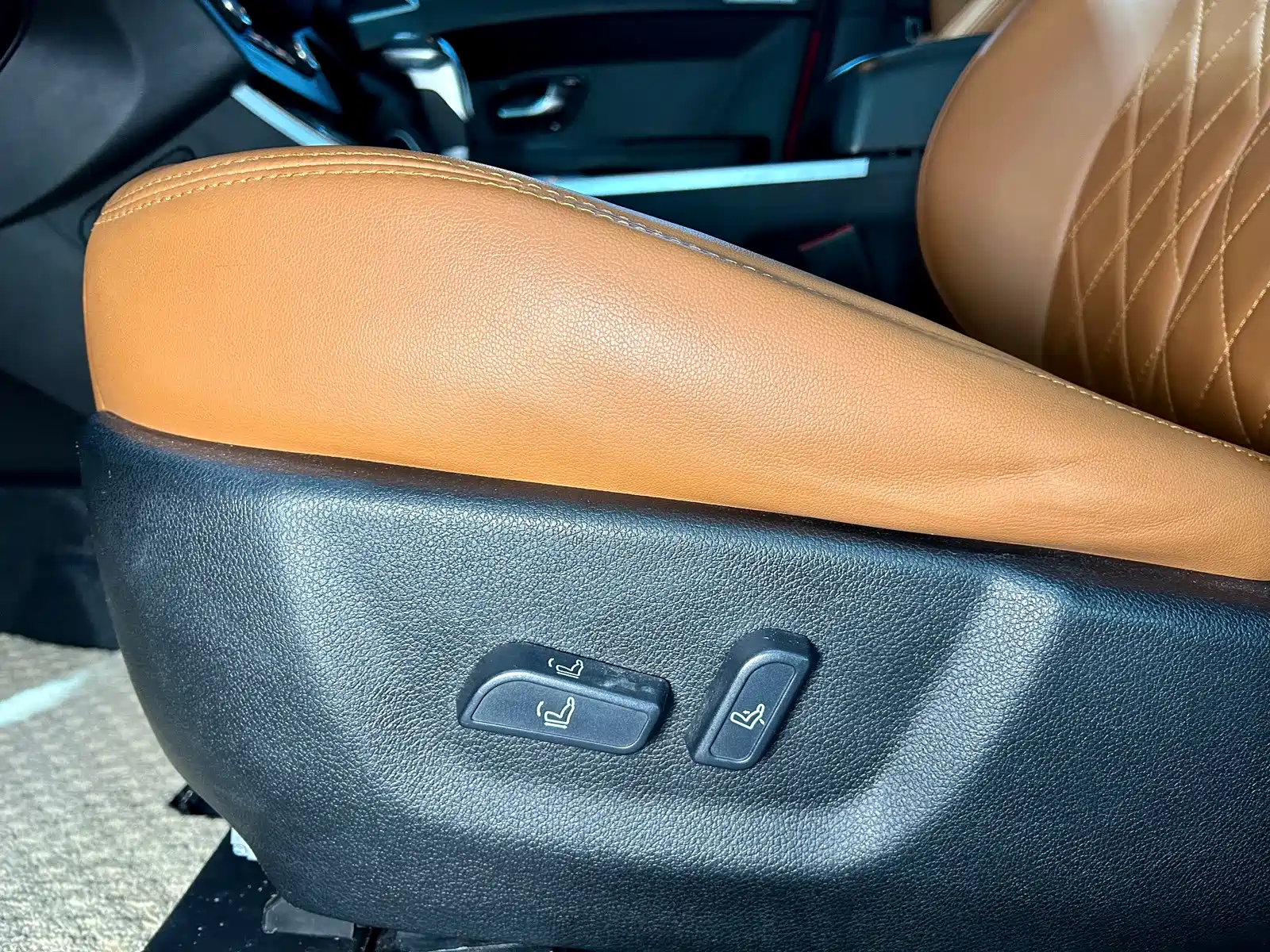 Фото 31 - Landwind X7