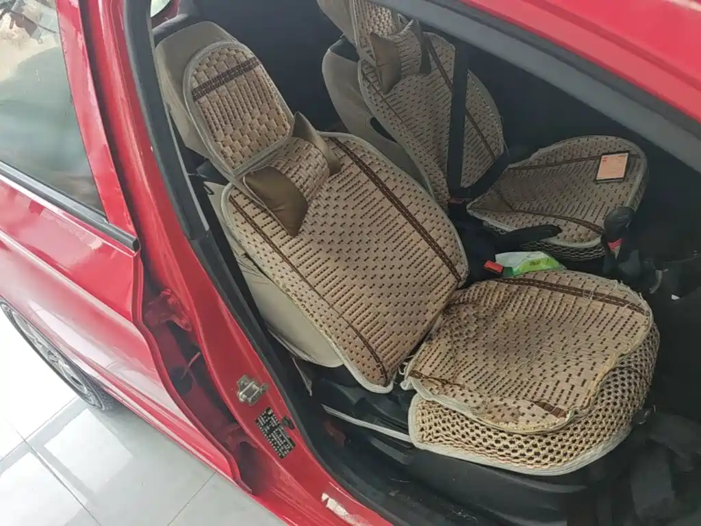 Baojun 310 2017 2016 1.2L Manual Value Edition