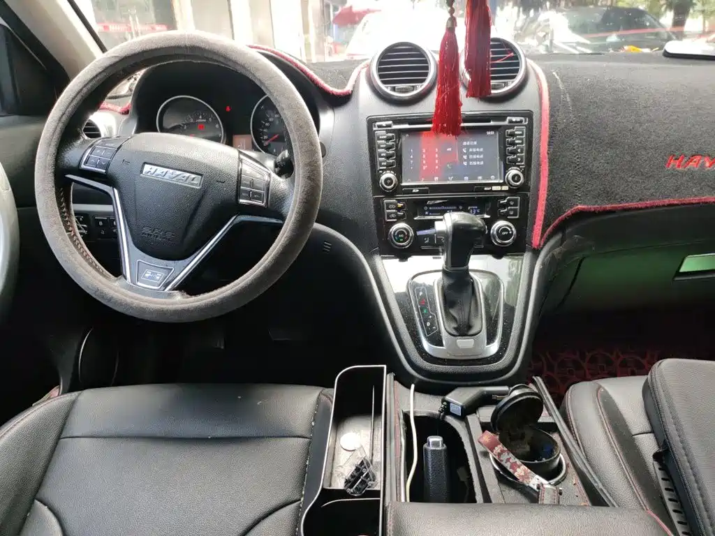 Photo 10 - Haval H6