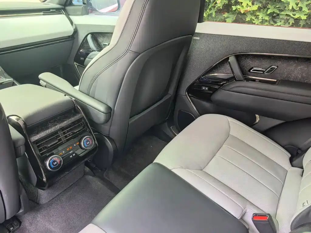 Land Rover Range Rover Sport PHEV 2024 2023 P510e Plug-in Hybrid First Edition