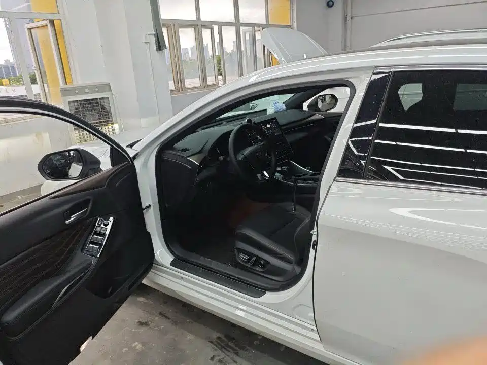 Toyota Avalon 2025 2024 Model Hybrid 2.0L Prestige Edition