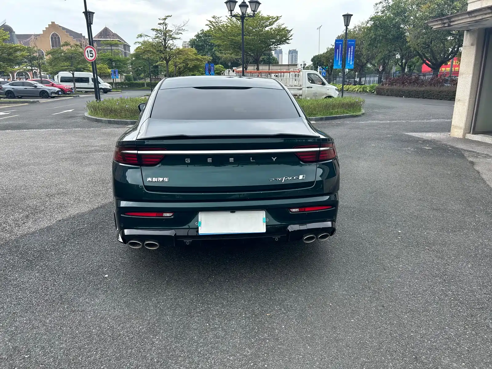 Фото 18 - Geely Preface