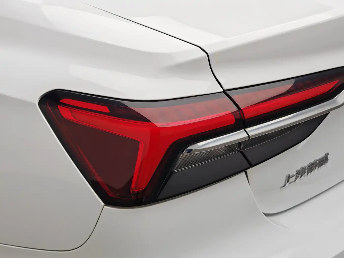 Roewe i6 MAX 2022 2020 300TGI Auto Cool Edition