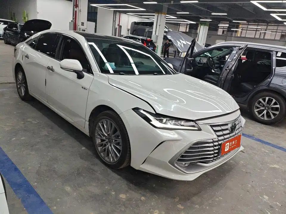 Toyota Avalon 2025 2024 Model Hybrid 2.0L Prestige Edition