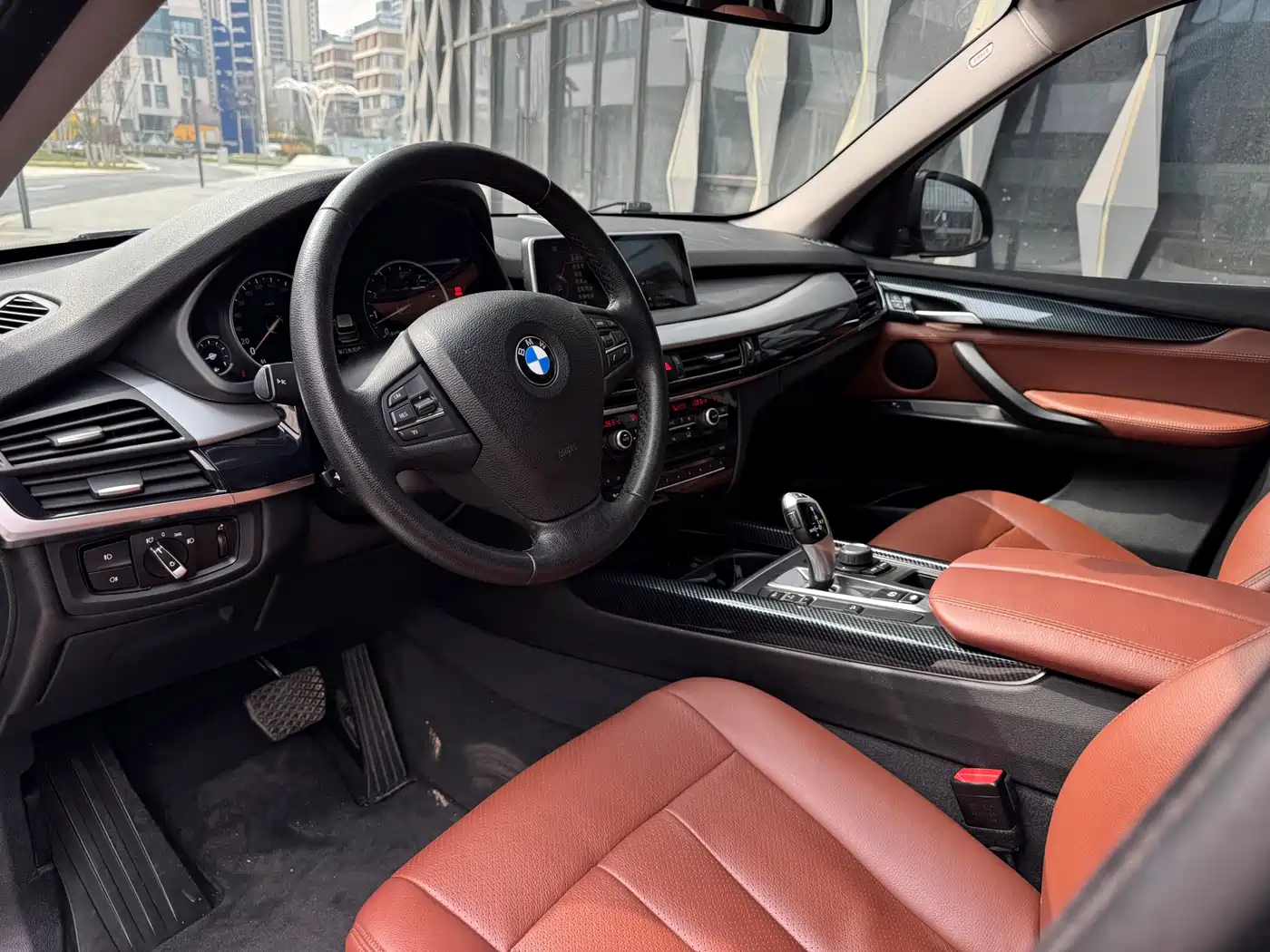 BMW X5 (Import) 2017 xDrive35i Leading Edition фото 8