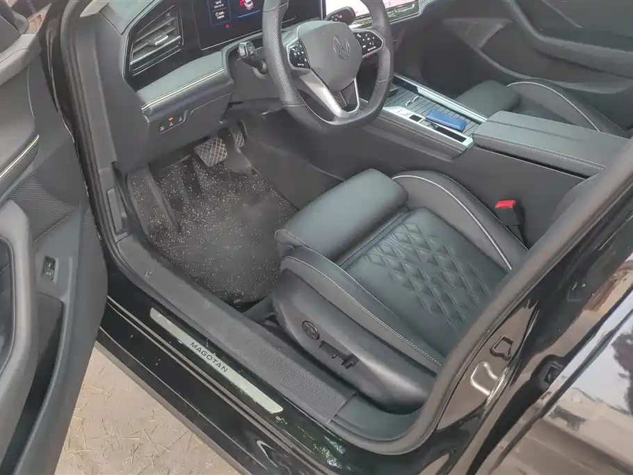 Volkswagen Magotan 2024 380TSI DSG Luxury Edition (Daimai Package) фото 9