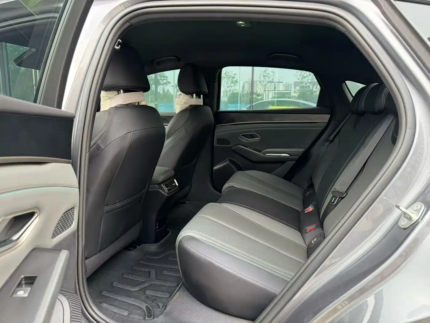 BYD Qin L 2025 DM-i Smart Drive 80KM Premium фото 6