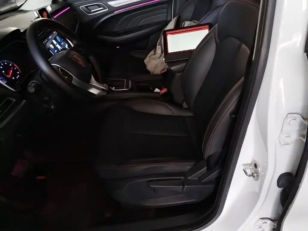 Roewe RX3 2020 2020 1.6L CVT 4G Ultra Comfort Elite