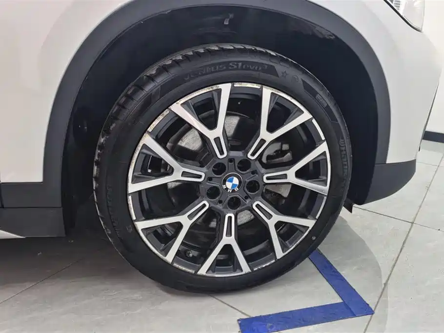 BMW X1 2022 xDrive25Li Premium фото 6