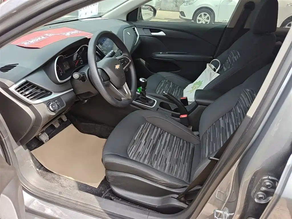 Chevrolet Monza 2019 320T Manual Joy Edition China VI фото 15