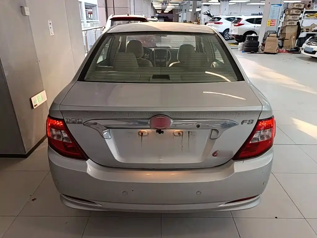 Фото 6 - BYD F3