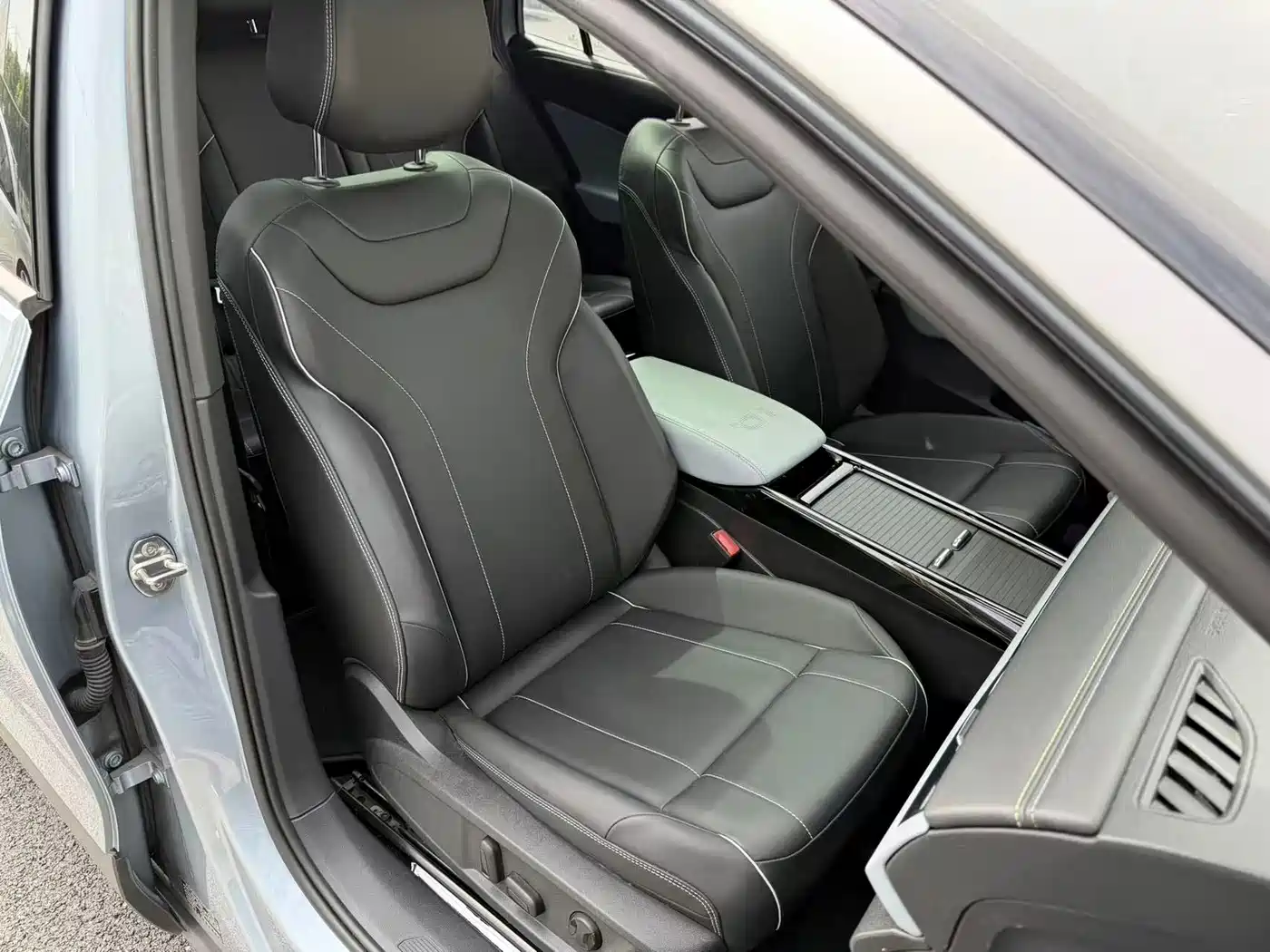 Photo 12 - Volkswagen ID.4 X