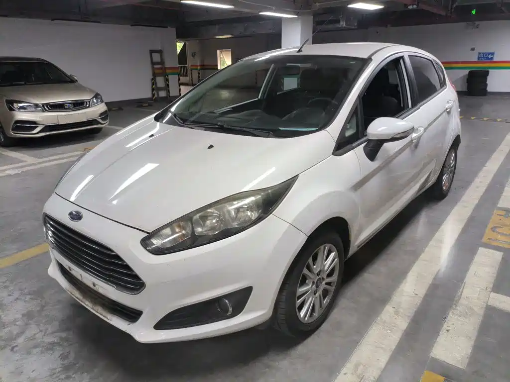 Ford Fiesta 2015 2013 Hatchback 1.5L Automatic Fashion