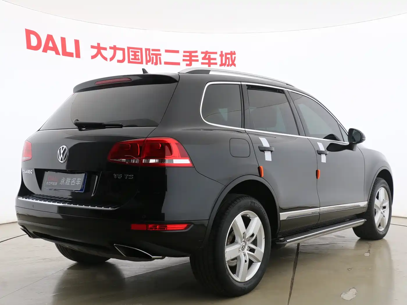 Volkswagen Touareg 2011 3.0TSI Luxury фото 12