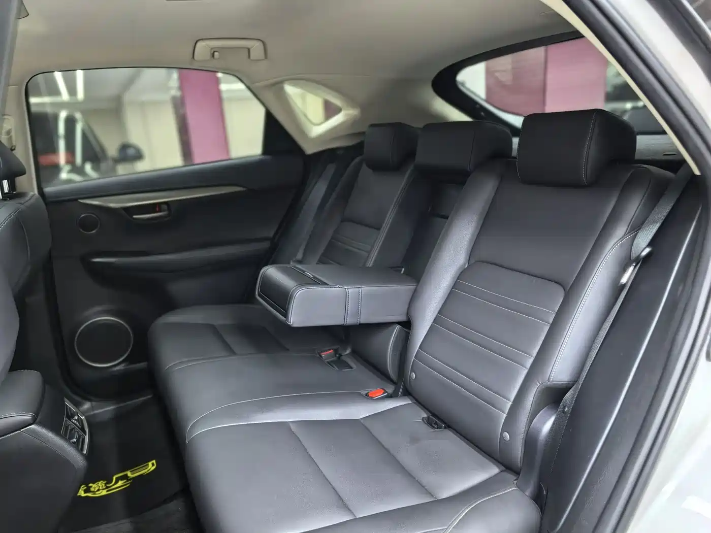 Lexus NX 2015 200t AWD F Sport фото 28