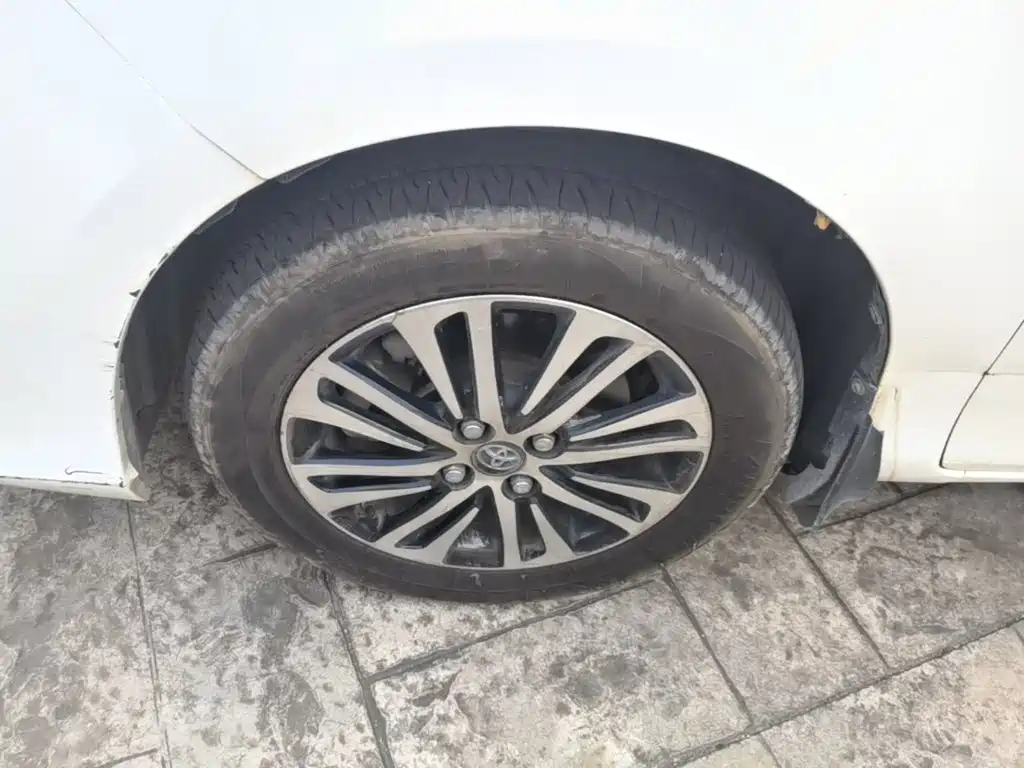 Фото 23 - Toyota Vios