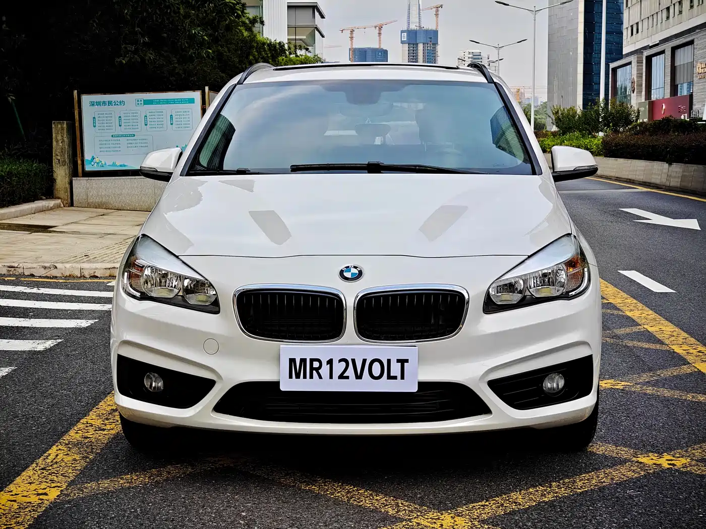 BMW 2 Series Touring 2016 218i Fashion Model фото 2
