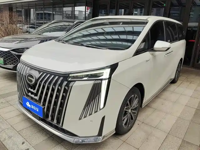 GAC TRUMPCHI M8