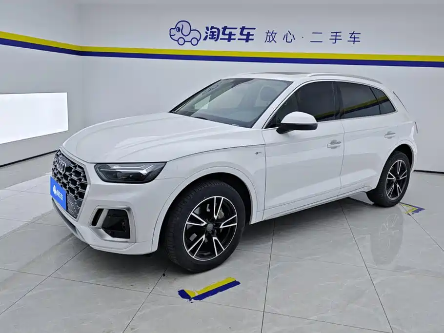 Audi Q5L 2021 40 TFSI Fashion Dynamic