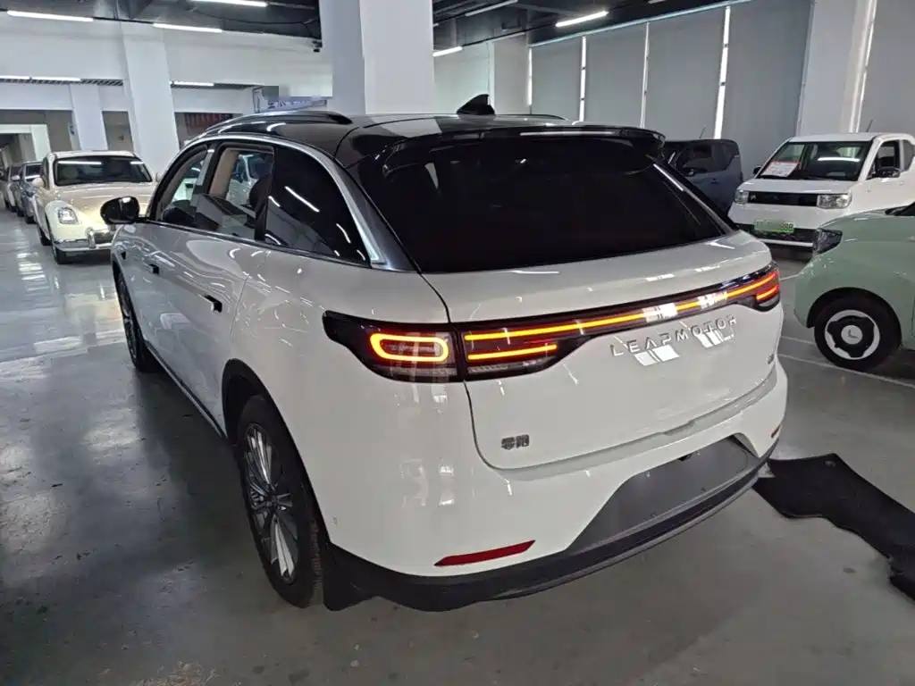 Фото 5 - Leapmotor C11