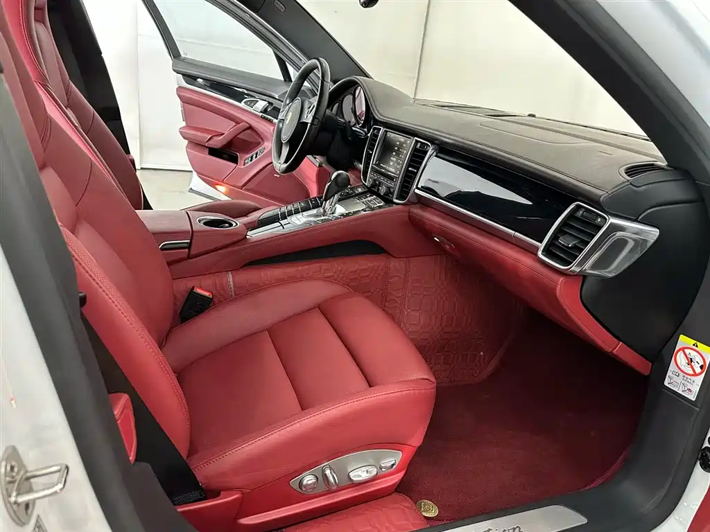 Porsche Panamera 2016 Panamera Executive Edition 3.0T фото 5