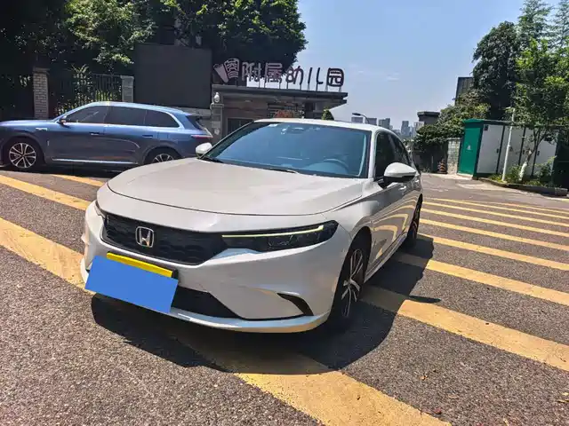 Honda Integra 2023 240TURBO CVT Tech Edition — фото 1