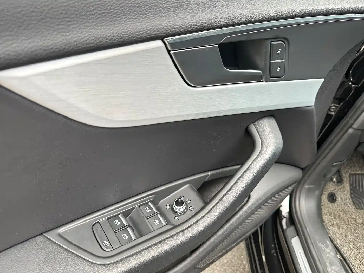 Audi A4L 2020 40 TFSI Luxury Dynamic фото 11