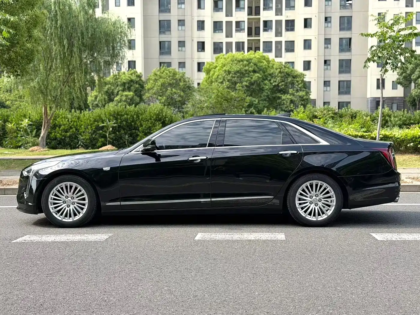 Cadillac CT6 2019 28T Fashion Model фото 4