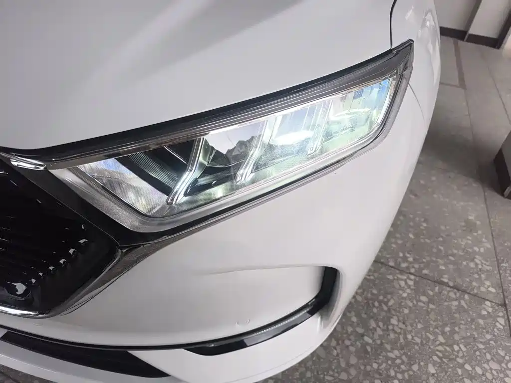 صورة 18 - Changan Oshan X7