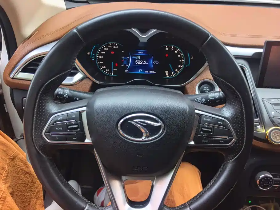 Soueast DX7 2017 2017 1.5T Automatic Luxury