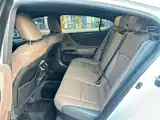 Фото 6 - Lexus ES