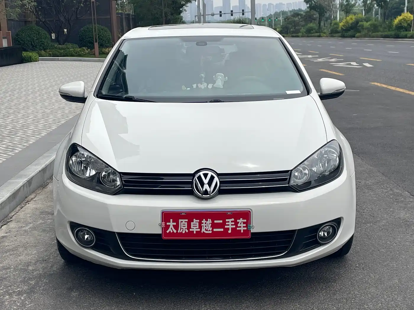Volkswagen Golf 2012 1.4TSI Automatic Luxury фото 2
