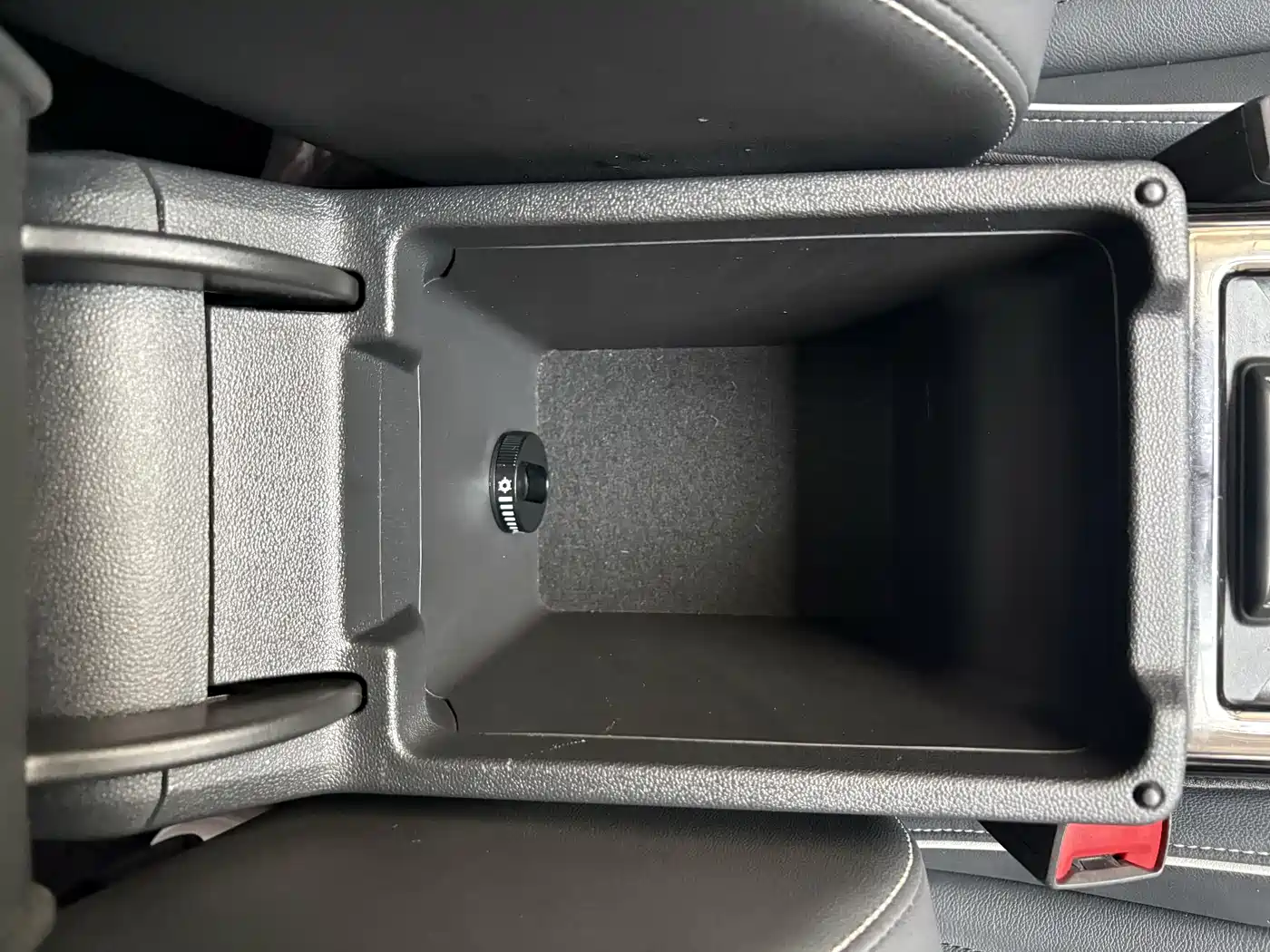 Volkswagen Passat 2022 330TSI Starlight Elite Edition фото 8