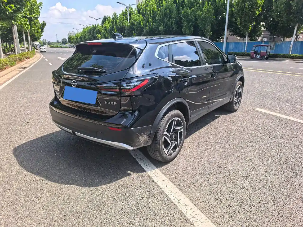 Фото 4 - Nissan Qashqai