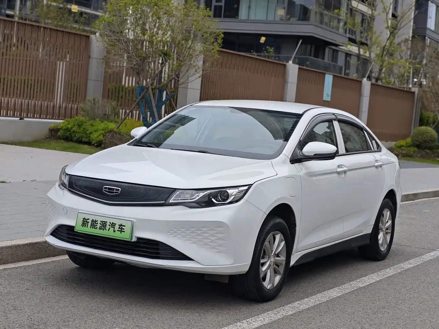 2024 Geely Emgrand New Energy