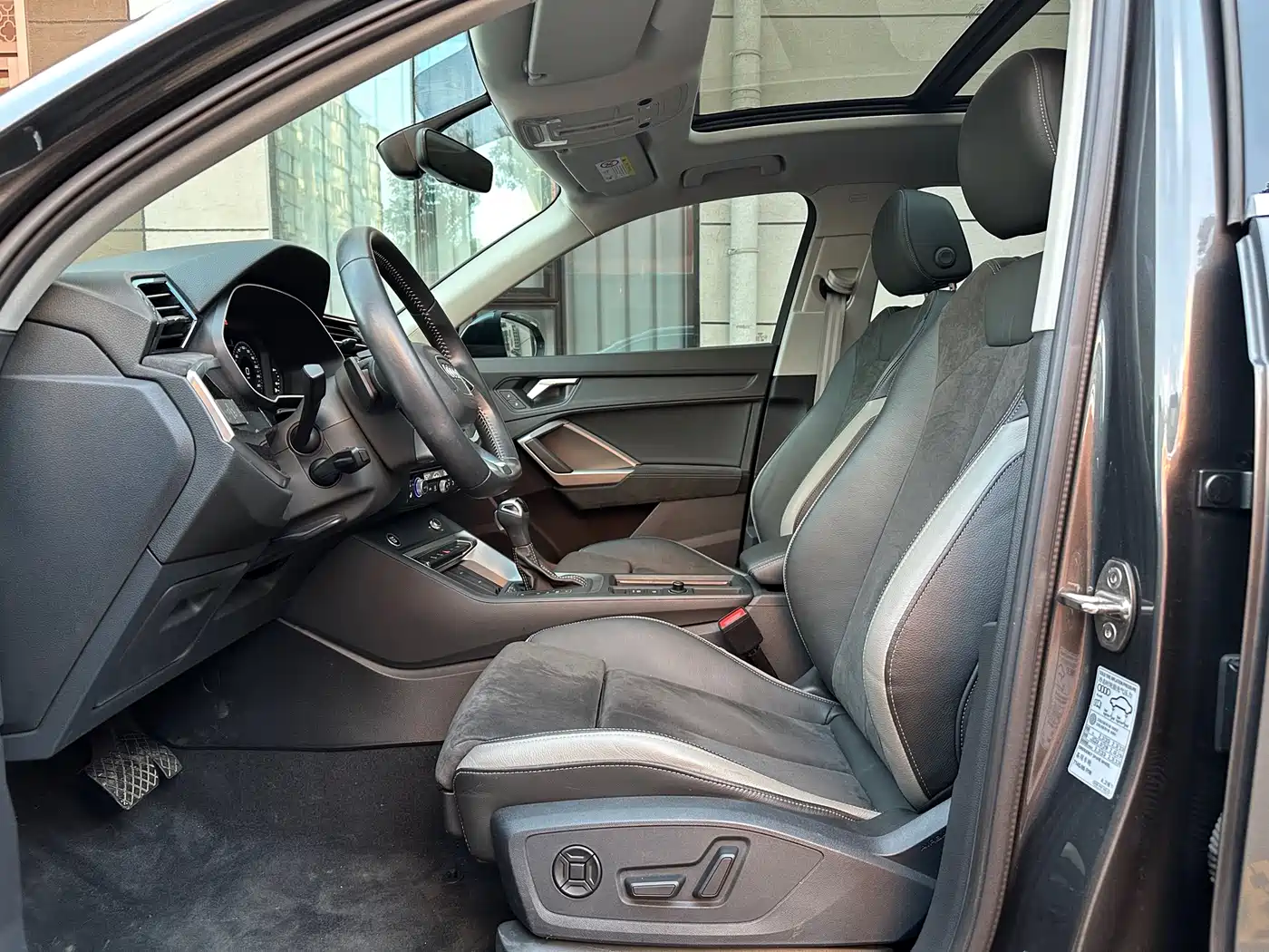 Audi Q3 2022 35 TFSI Fashion Dynamic фото 17
