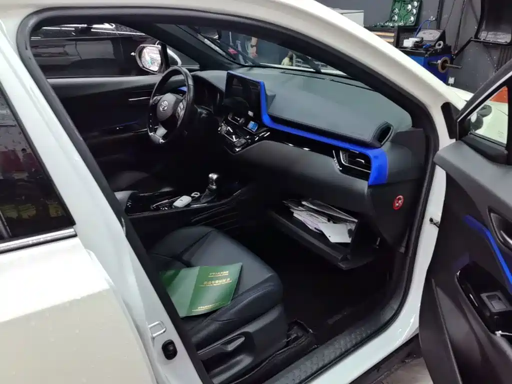 Toyota C-HR 2020 2020 Model 2.0L Luxury