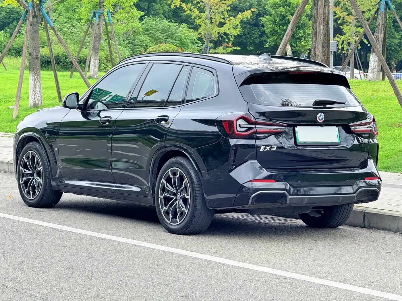 BMW iX3 2021 2022 Leading Edition