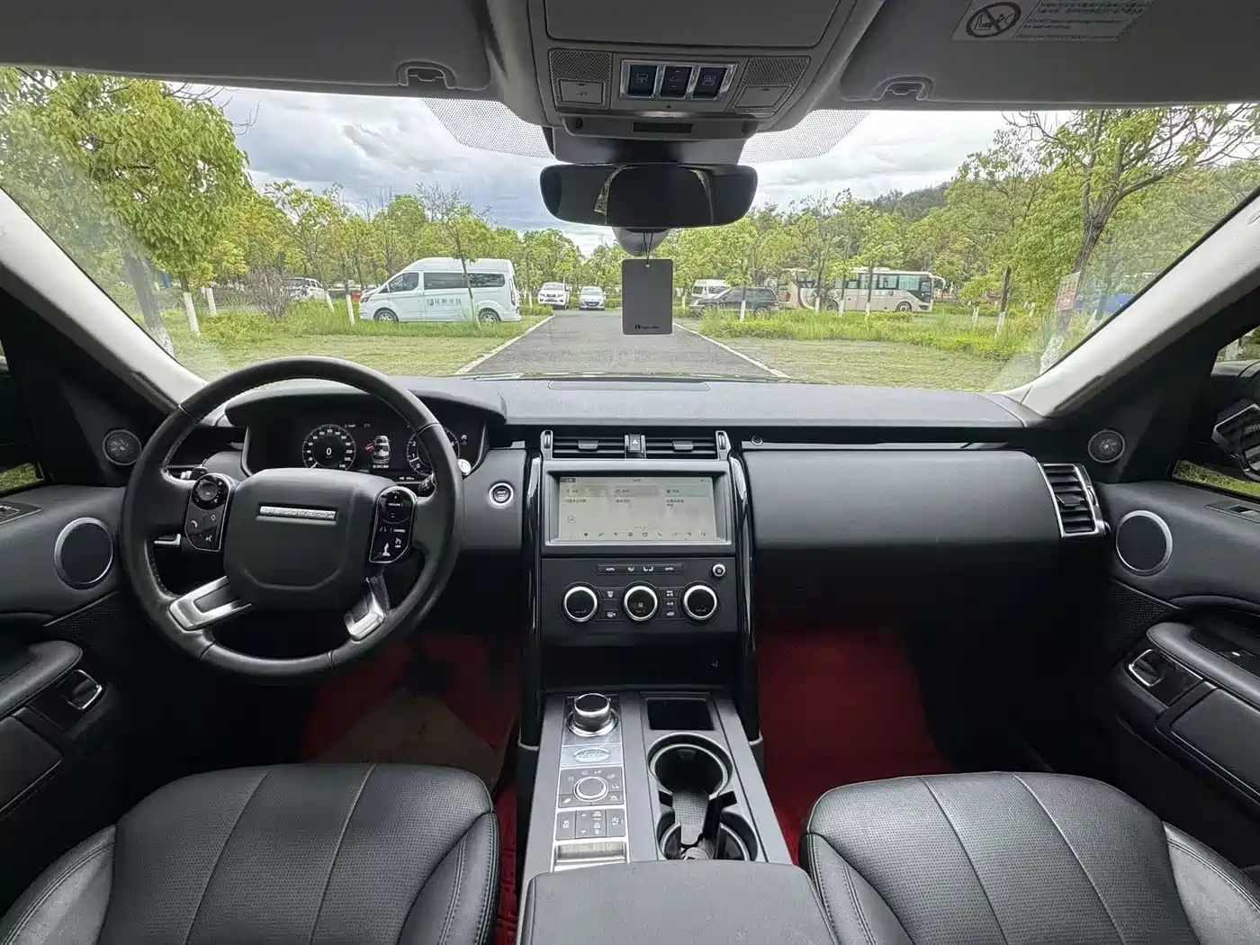 Land Rover Discovery 2020 3.0 SC V6 SE фото 12